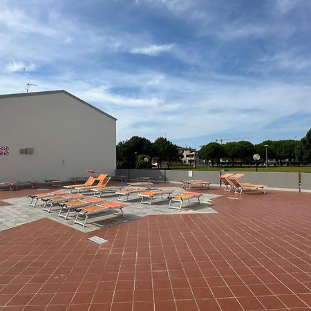 Villaggio Luna Swimmingpool- Agenzia Cocal Καόρλε Εξωτερικό φωτογραφία